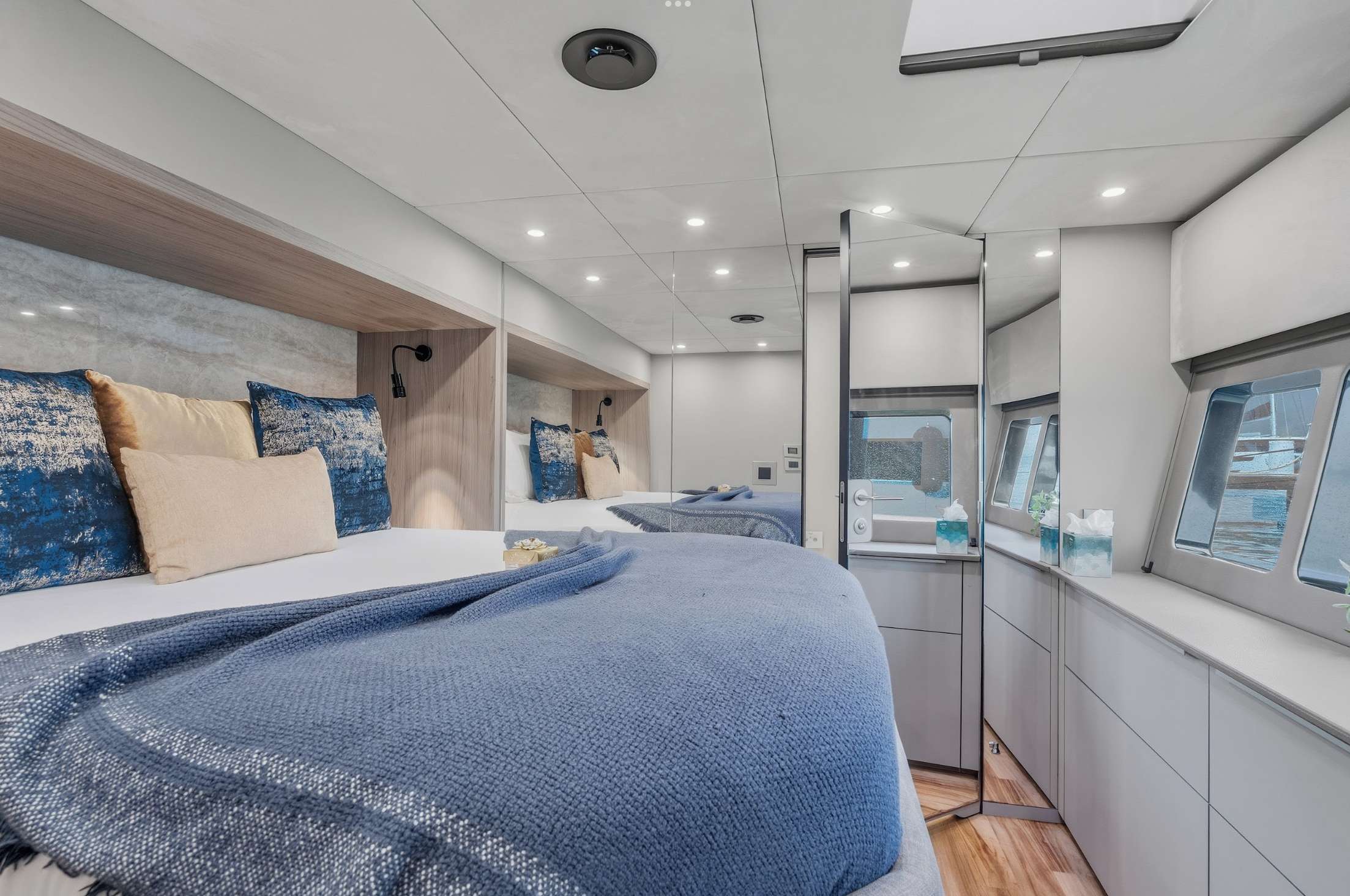 Island Girls' Getaway aboard Royal Chaser